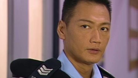 学警出更 18集