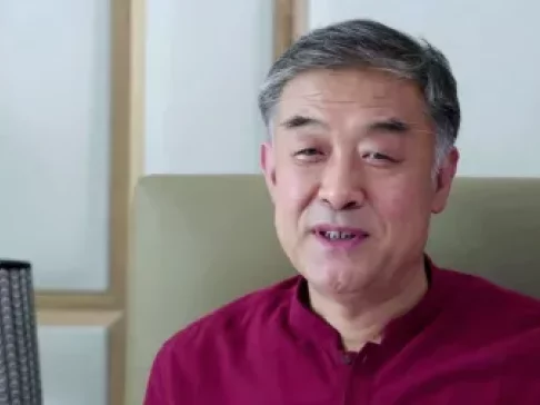 我的亲爹和后爸 2集