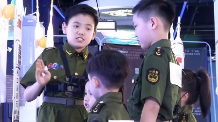 变形联盟之少年航天梦 第3季 8集