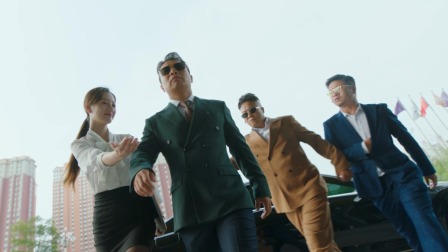 二龙湖&middot;&ldquo;村&rdquo;暖花开 15集