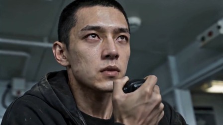 开局一艘驱逐舰，我撕碎异世界舰队 49集