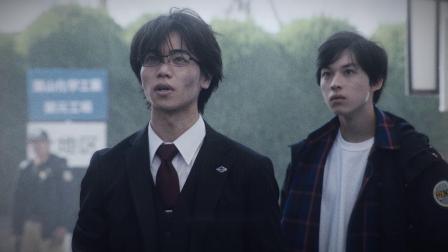 亚刻奥特曼 中配版 15集