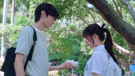 《偷偷藏不住》稚段情长CP版 1集