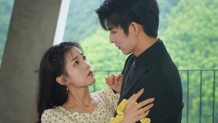 如何在无脑霸总漫里艰难求生 9集